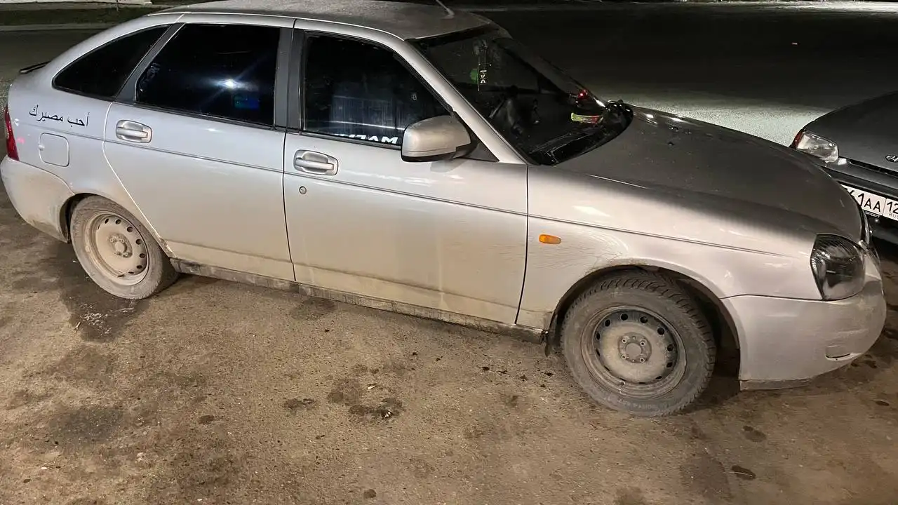 Продам автомобиль Лада Приора 2012 года