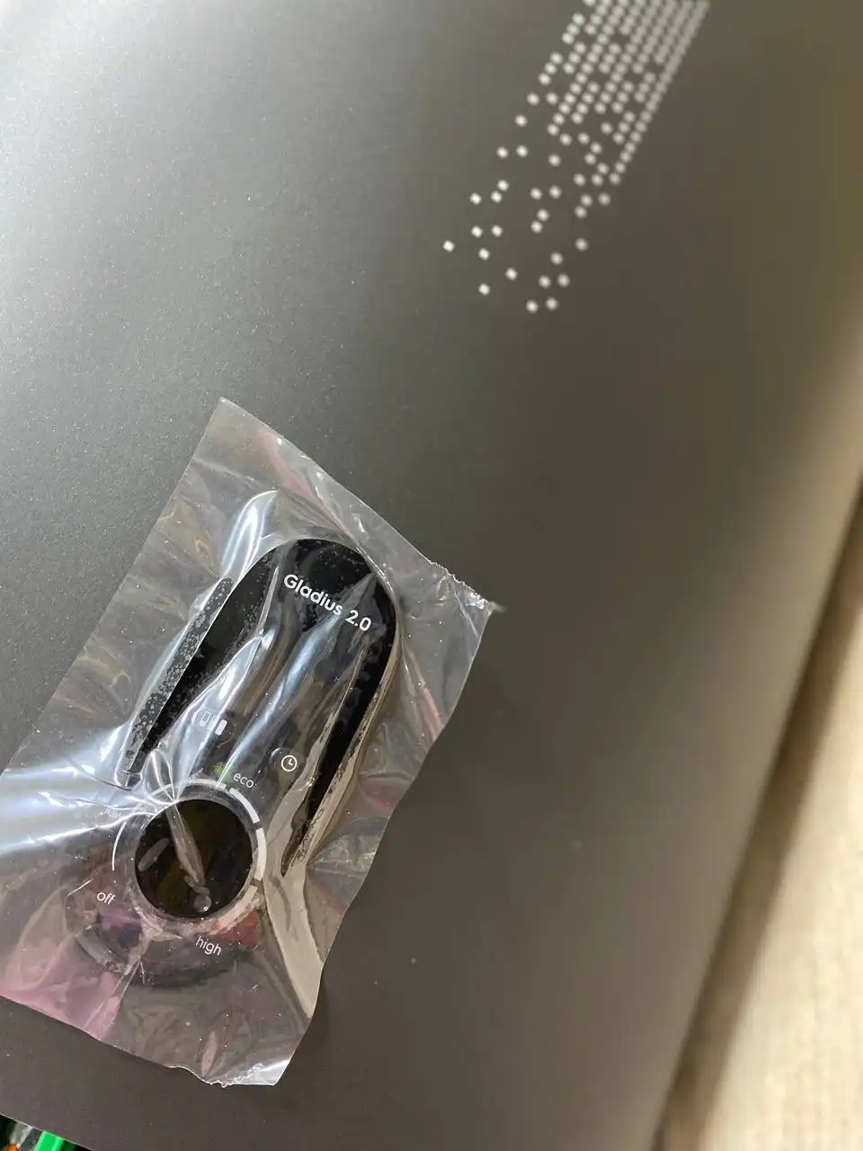 Водонагреватель Electrolux EWH 100 Gladius 2.0 Grafit со скидкой - Бытовая техника (Барахолка) в Ставрополь