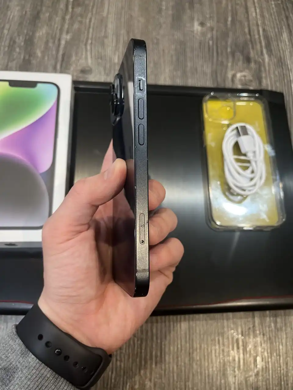 iPhone 14 128 ГБ Черного цвета - Смартфоны (Электроника) в Ставрополь