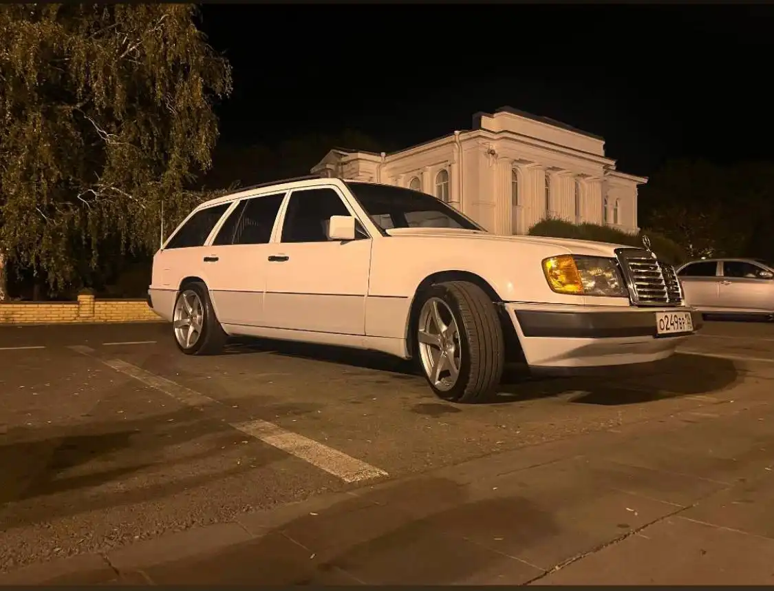 Продается Мерседес W124 E200 1990 года - Авто в Ставрополь
