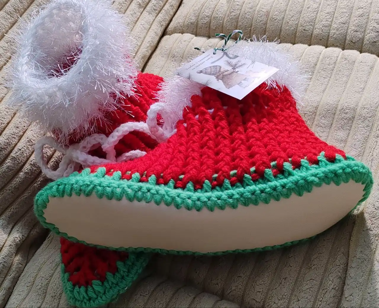 Новогодние подарки - теплые и уютные