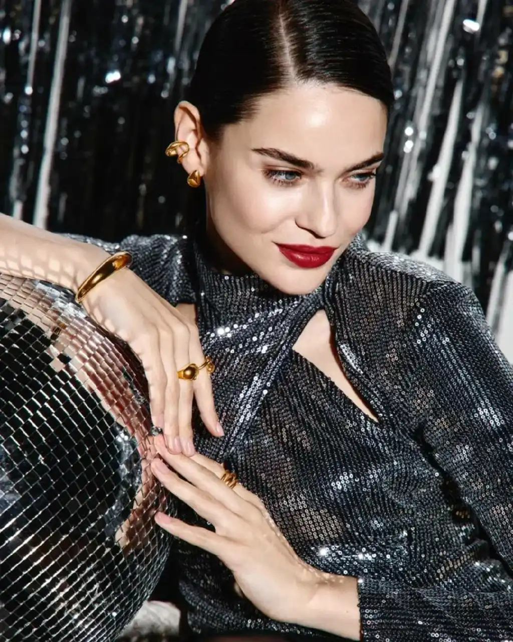 Новогодняя скидка на украшения SOKOLOV