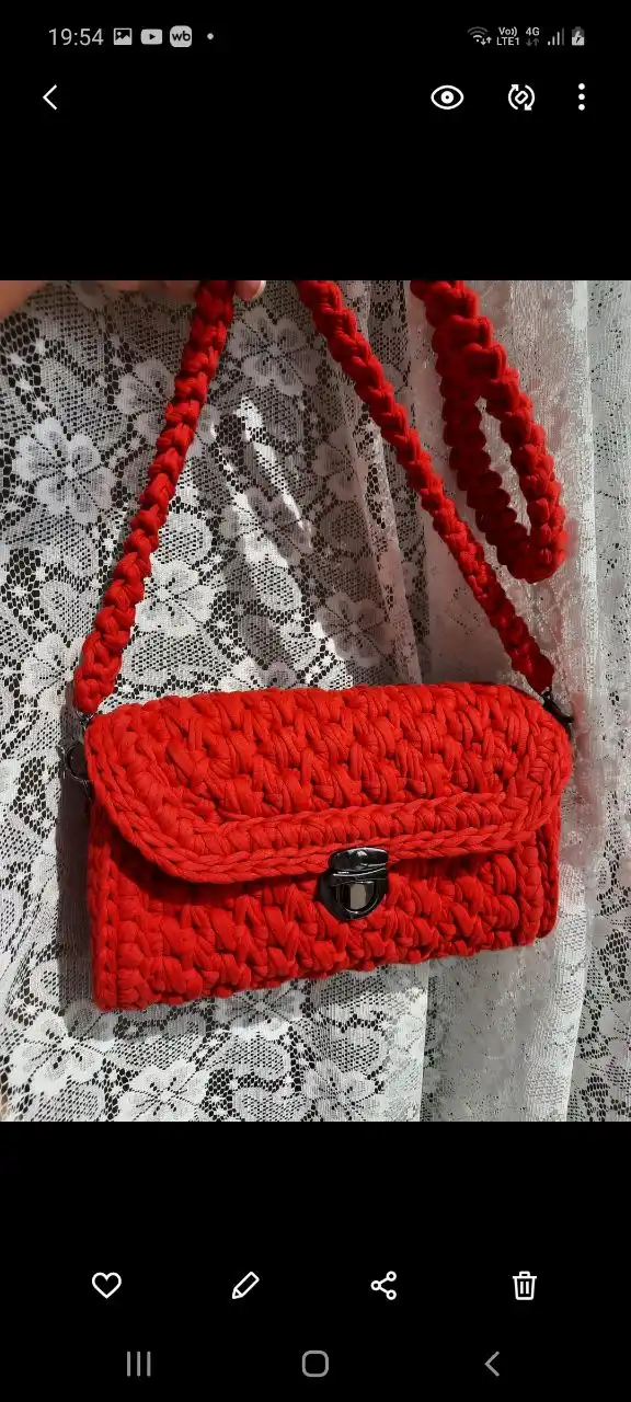 Продам сумочку из трикотажной пряжи
