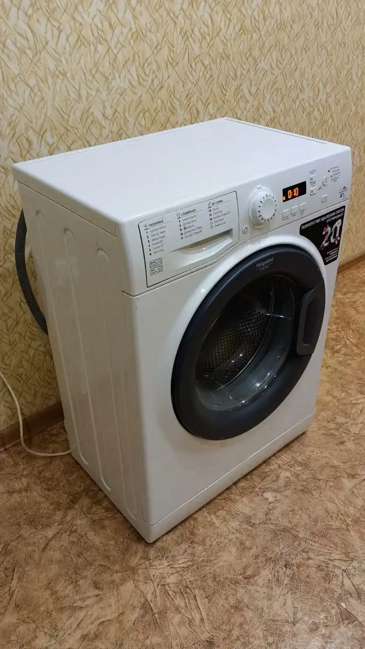 Продажа стиральной машины Hotpoint-Ariston VMSF 6013
