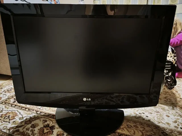 Продам телевизор 67 см - частное объявление в Баклаши