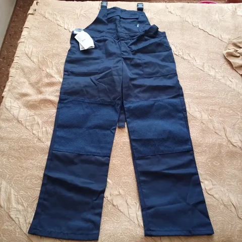 Продажа одежды - частное объявление в Шелехов