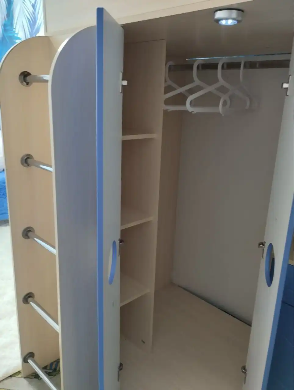 Продажа кровати-чердака с матрасом - Мебель (Для дома и дачи) в Баклаши