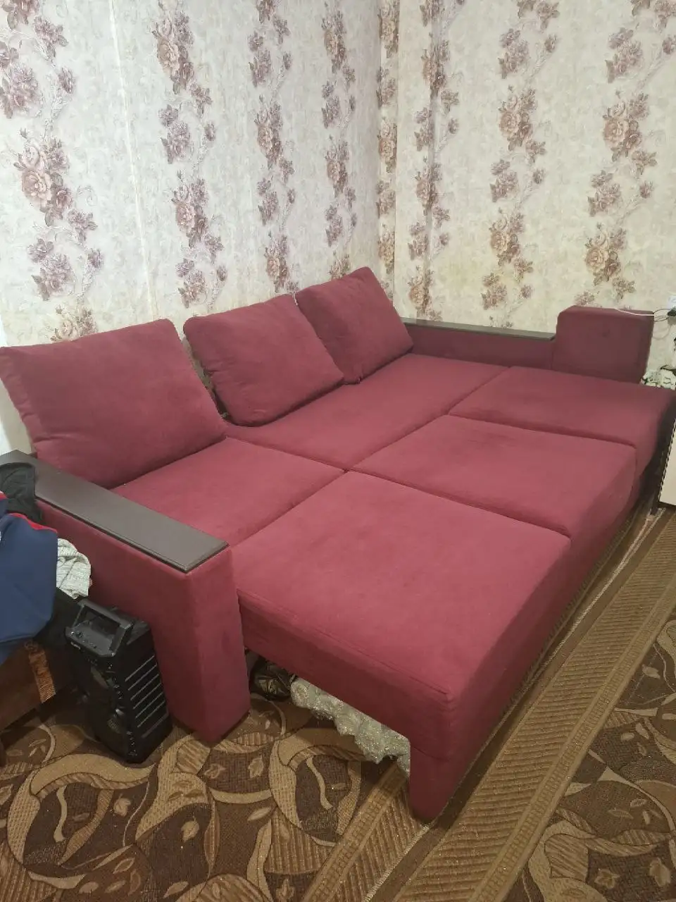 Продам диван самовывоз Большой Луг - Мебель (Для дома и дачи) в Шелехов