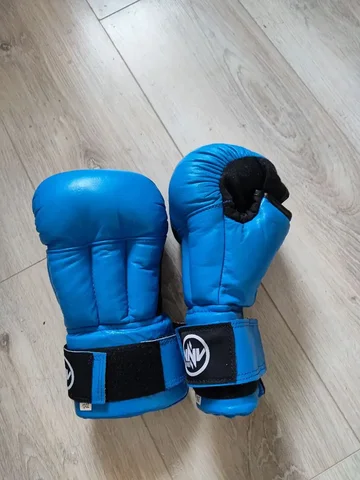 Новые перчатки - Одежда в Шелехов