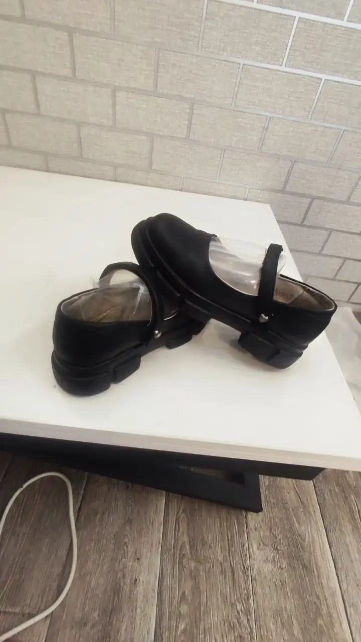 Обувь 35 размера, стелька 23 см - Обувь (Одежда) в Шелехов