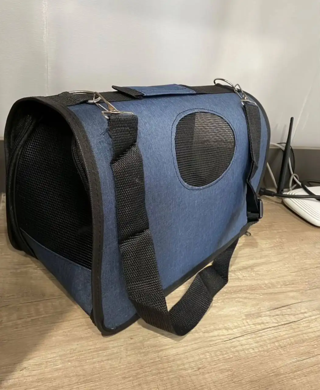 Продаётся новая переноска для кошек - Аксессуары для животных (Животные) в Шелехов