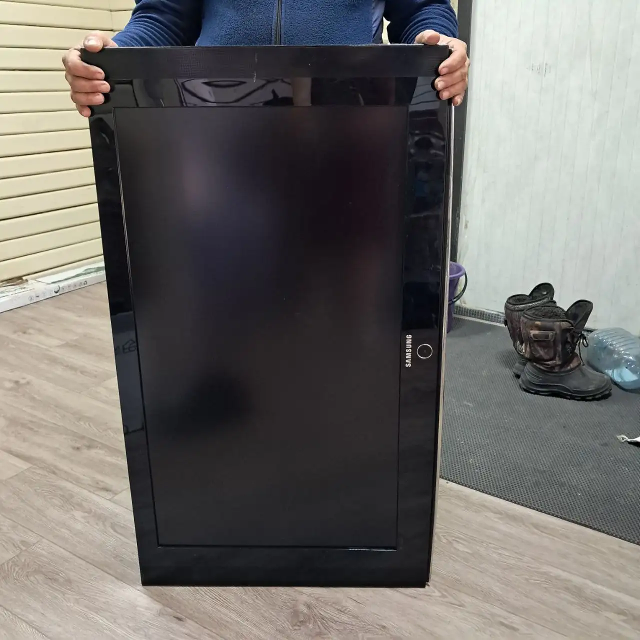 Отдам 2 телевизора на запчасти - Телевизоры (Электроника) в Шелехов