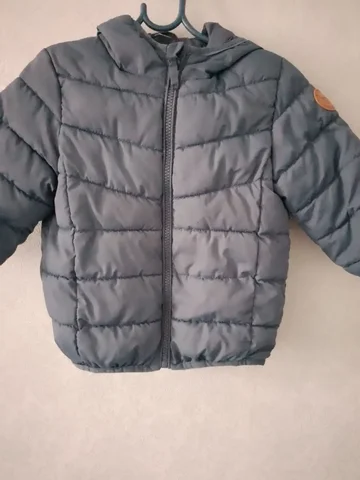 Продам демисезоннюю куртку 86 см - Детская обувь в Шелехов