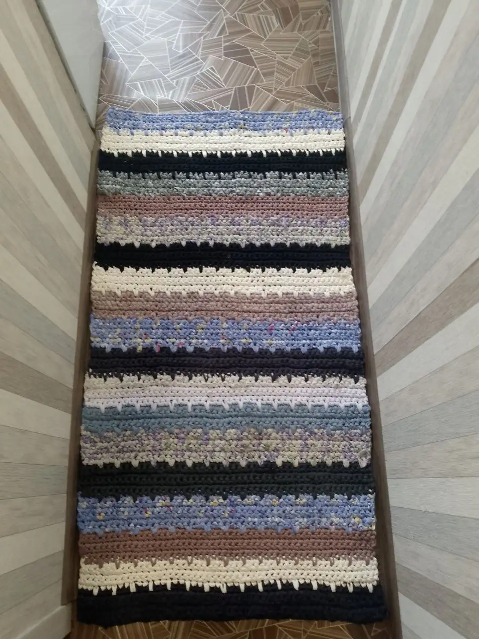 Коврики ручной работы в Шелехове - Ковры и коврики (Для дома и дачи) в Шелехов