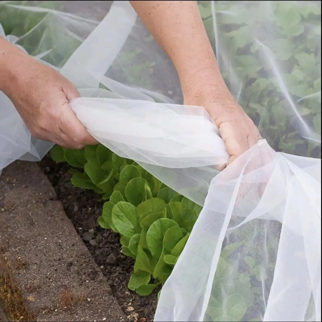 Укрывной материал для растений - Сад и огород (Для дома и дачи) в Шелехов