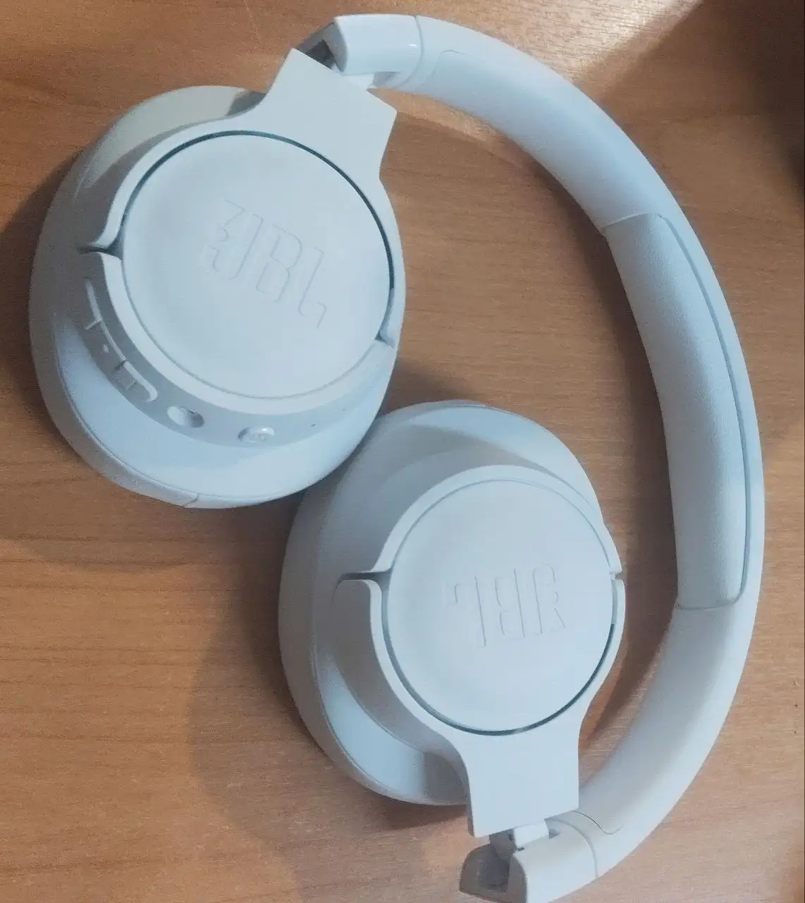 Продаю оригинальные б/у наушники JBL Tune 720BT - Наушники (Электроника) в Шелехов