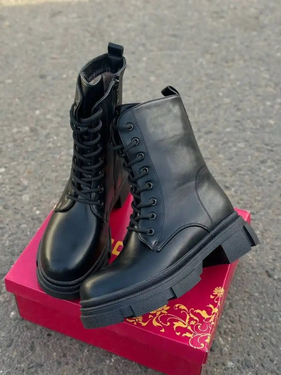 Ботинки женские зимние