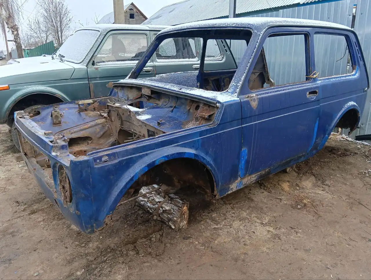 Продам кузов на Ниву 21213