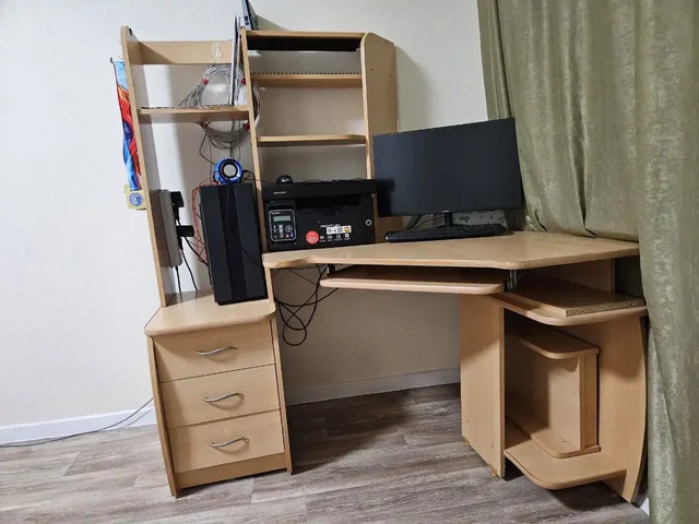 Компьютерный стол - Для дома и дачи в Чебоксары