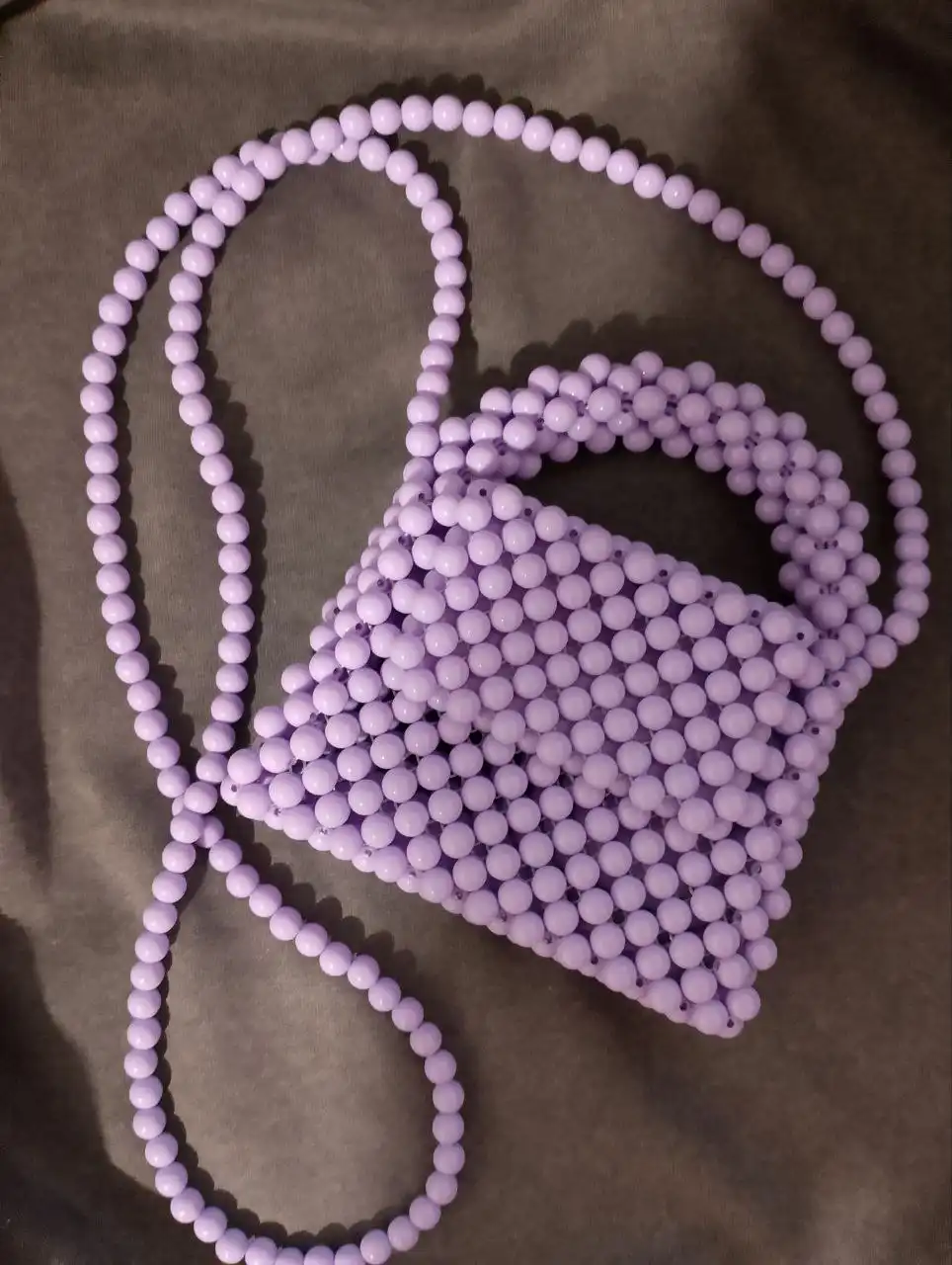 Продажа ёлочных украшений и сумочек ручной работы