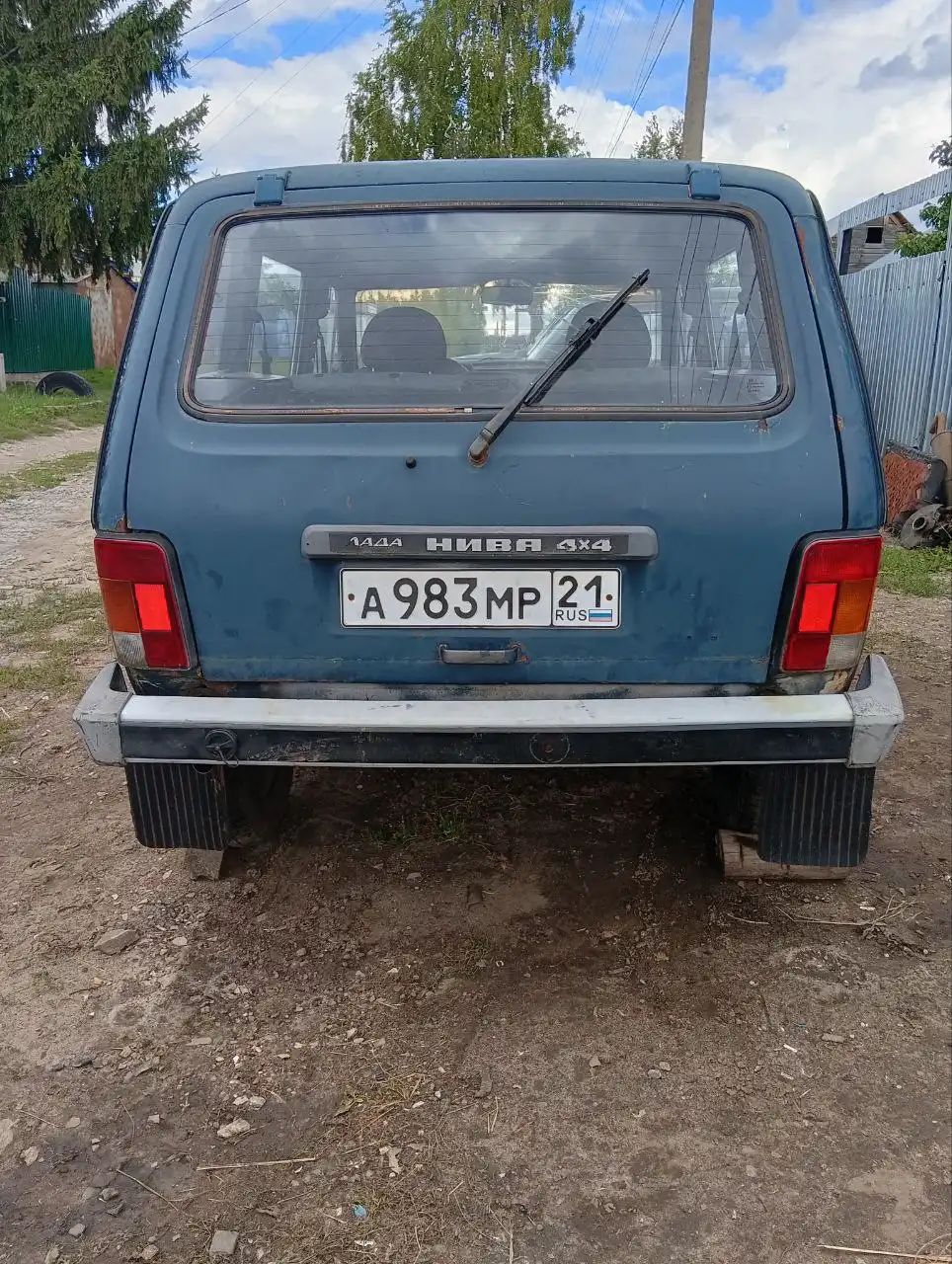 Продам Ниву 2131 2001 года