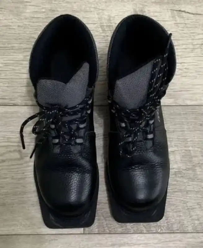 Лыжные ботинки 38 размер