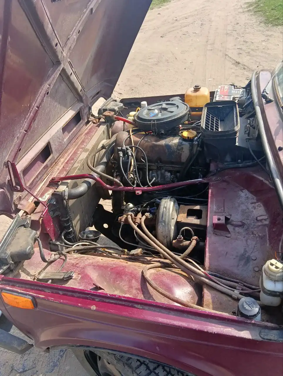 Продам Ниву 21213 2000 года