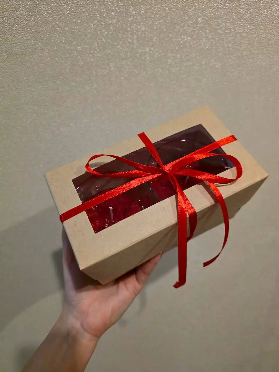 Свечи-десерты и горящие сердца ко Дню влюбленных