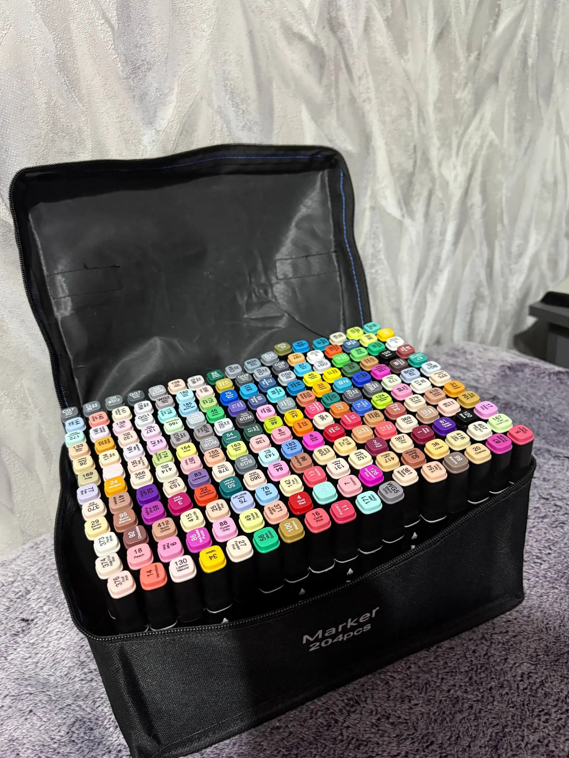 Продам маркеры для скетчинга, набор 204шт