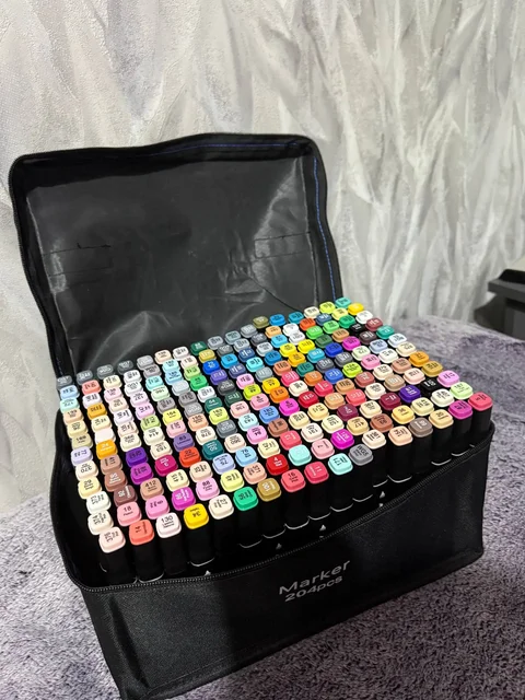 Продам маркеры для скетчинга, набор 204шт - Хобби и отдых в Владивосток
