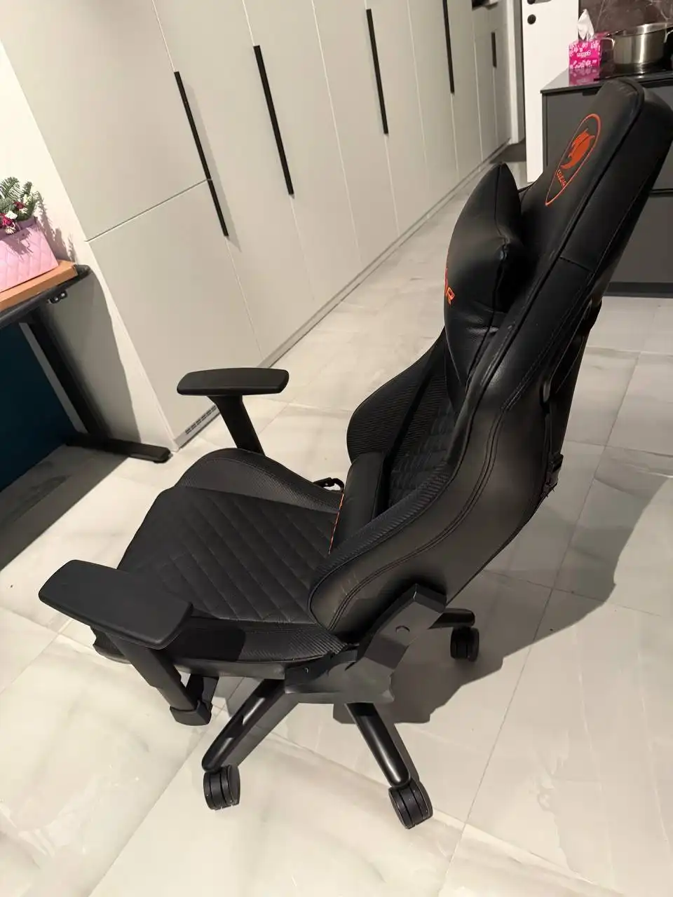 Продажа монитора Samsung Odyssey G5 и компьютерного кресла Cougar Explore S