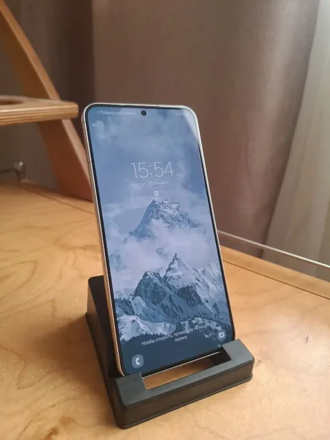 Продам Samsung Galaxy S22+ 256 ГБ б/у с подарком - Клавиатуры в Владивосток