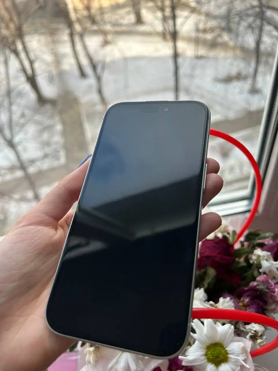 Продажа iPhone 16 256 ГБ в белом цвете - Смартфоны (Электроника) в Владивосток