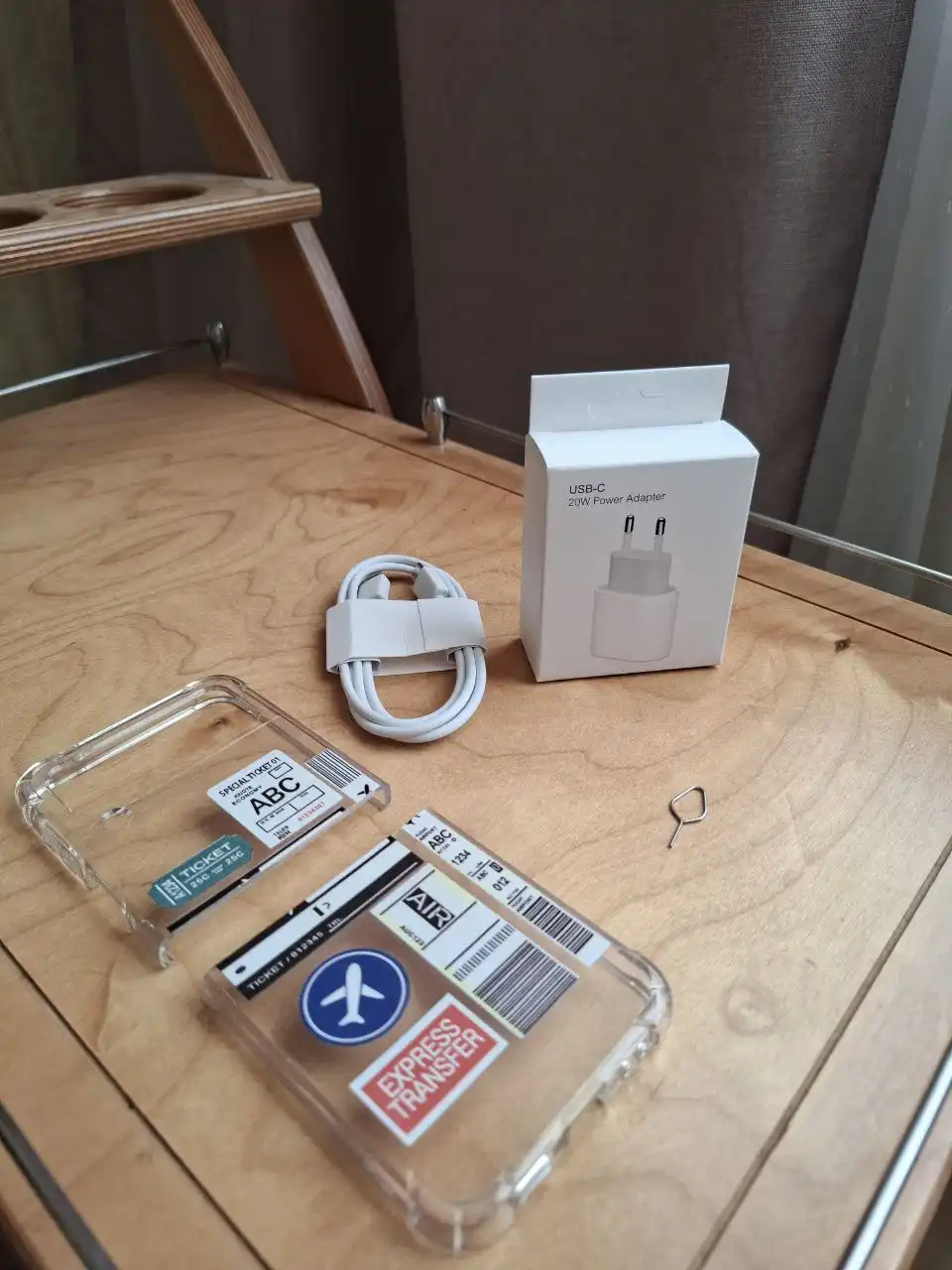 Продам Samsung Galaxy Z Flip4 5G 8G+128G в идеальном состоянии - Смартфоны (Электроника) в Владивосток