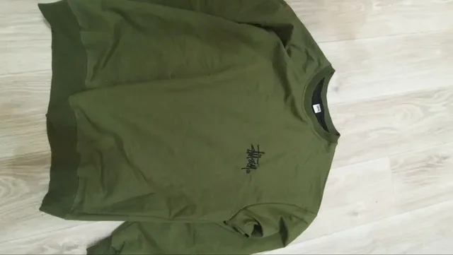 Продам кофту стуси - частное объявление в Владивосток