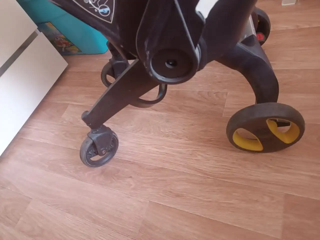 Продам автокресло-коляску - Автокресла (Товары для детей) в Владивосток