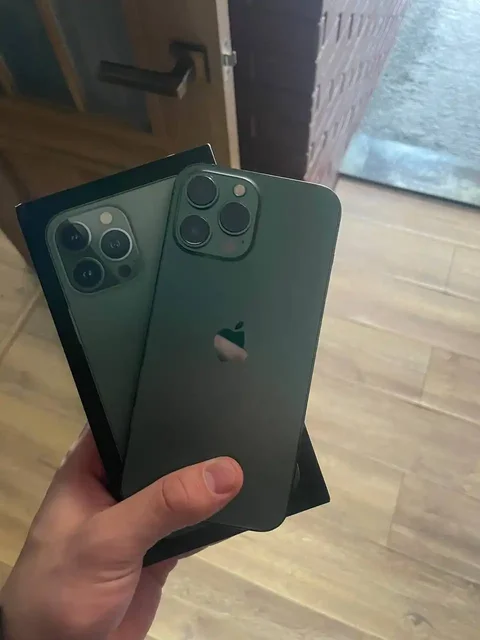iPhone 13 Pro Max 128GB в идеальном состоянии - Электроника в Владивосток