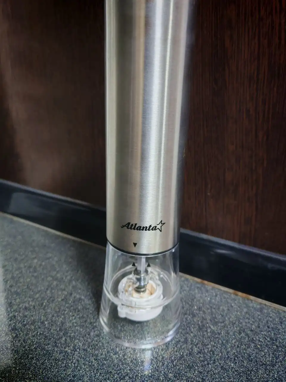 Продажа электрической мельницы для специй б/у - Кухонная утварь (Барахолка) в Владивосток