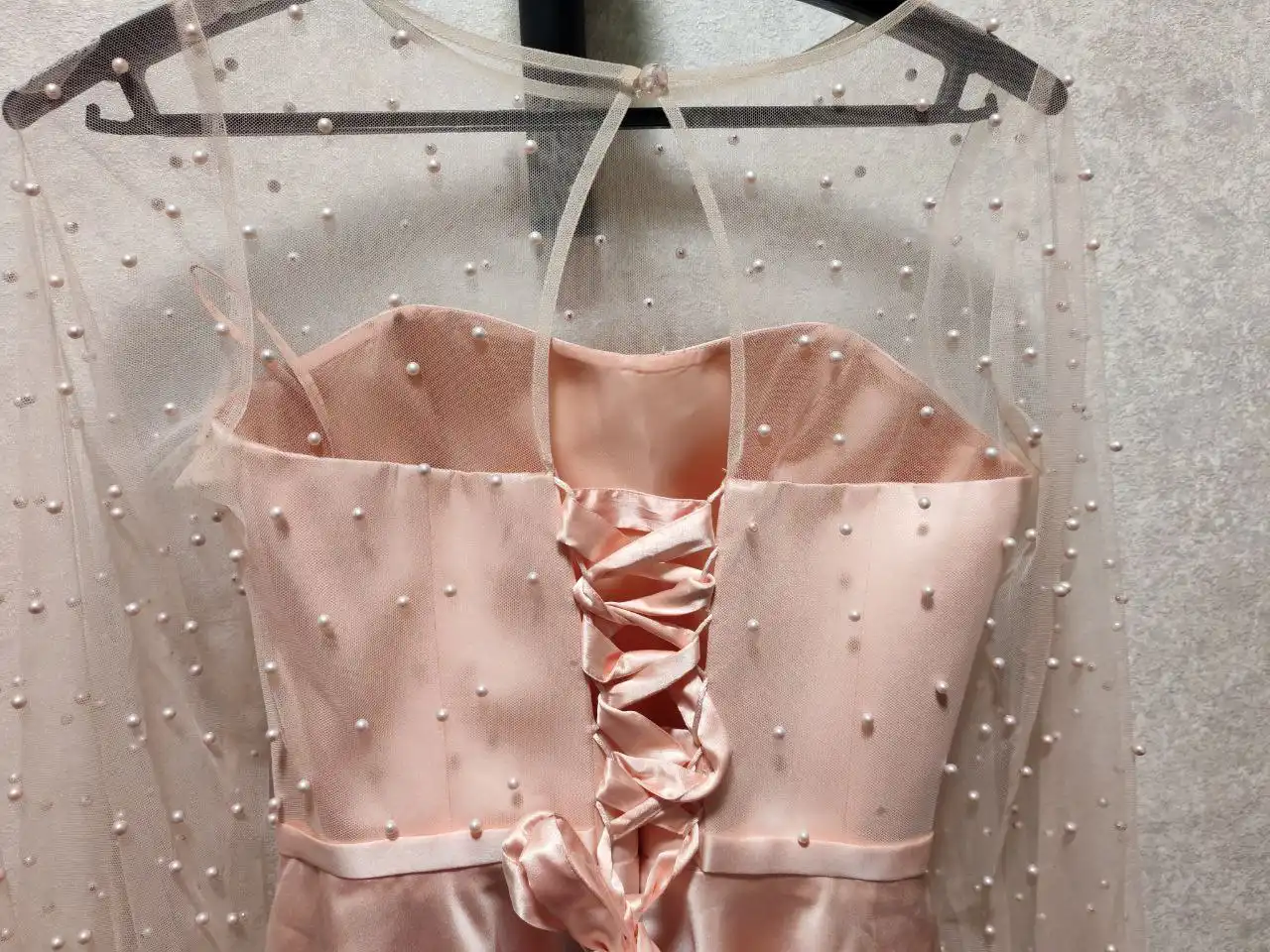 Нежное розовое платье на выпускной или праздник - Платья (Одежда) в Владивосток