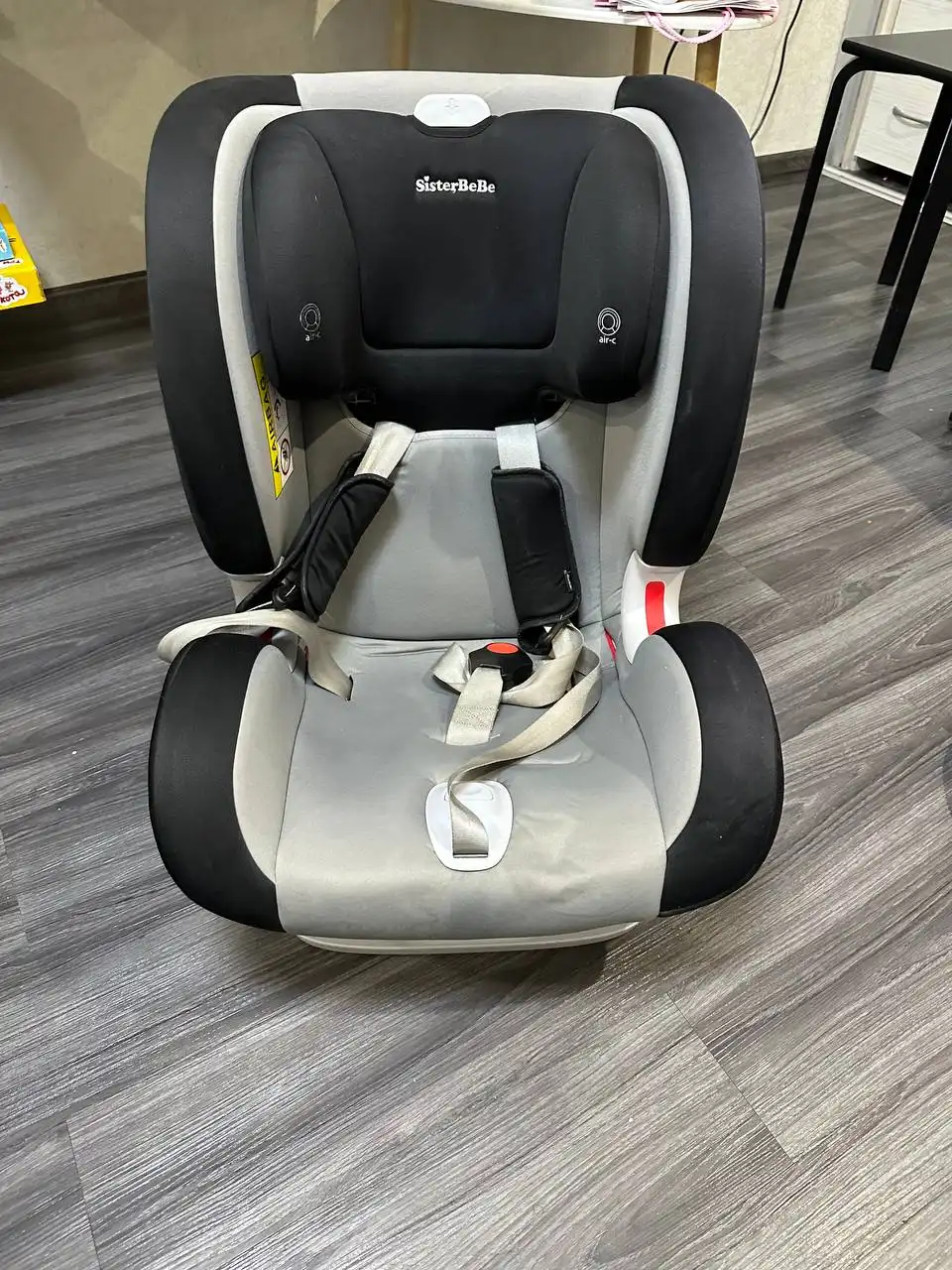 Автокресло в отличном состоянии до 18кг - Автокресла (Товары для детей) в Владивосток