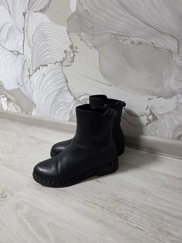 Отдам за две детские каши Р-р 40. Зима. Натуральная кожа. - Рабочая одежда в Владивосток