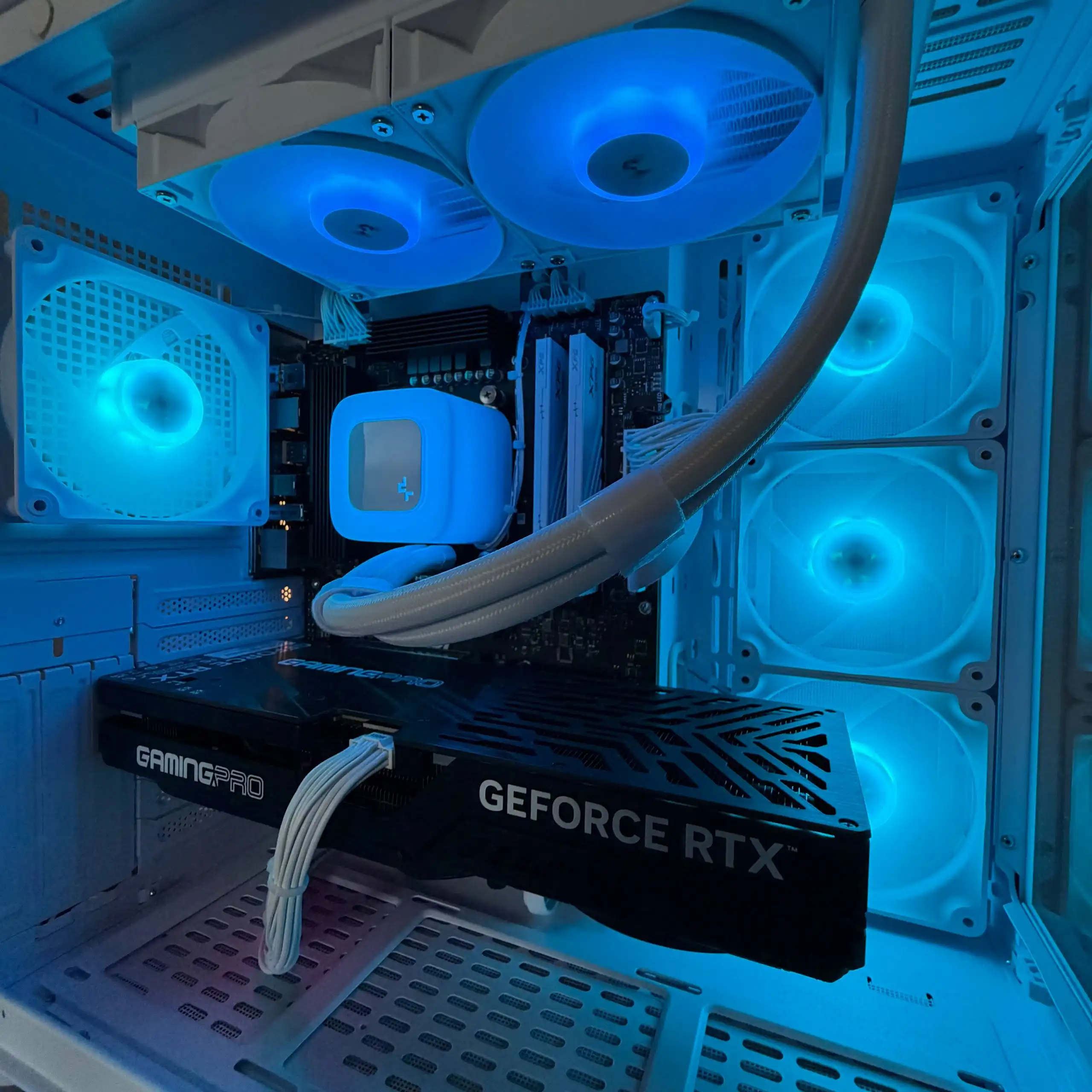 Игровой ПК Ryzen 7 RTX 5070 DDR5 - Компьютеры (Электроника) в Владивосток