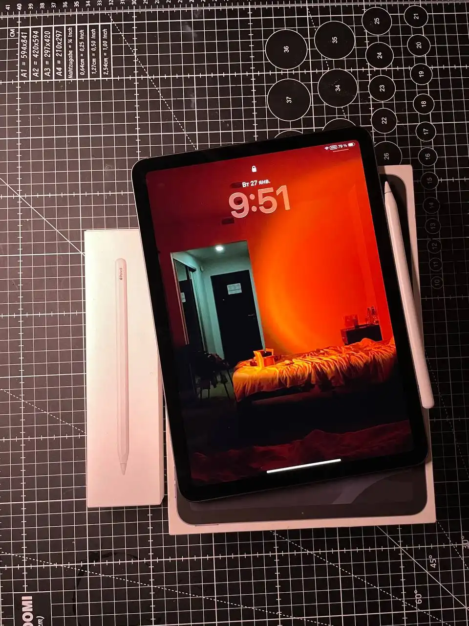 iPad Air 2022 64GB M1 с оригинальным стилусом - Планшеты (Электроника) в Владивосток