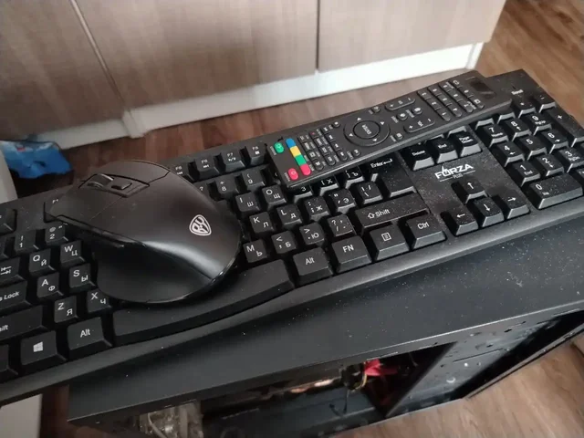 Продам товар на второй речке - DVD диски в Владивосток