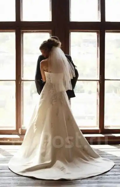 Продажа свадебного платья в идеальном состоянии - Свадебная одежда (Одежда) в Владивосток