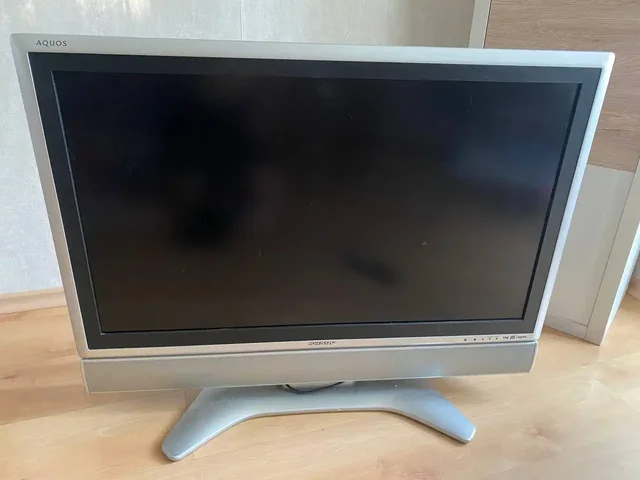 Телевизор SHARP Aquos 37 дюймов - Телевизоры в Владивосток