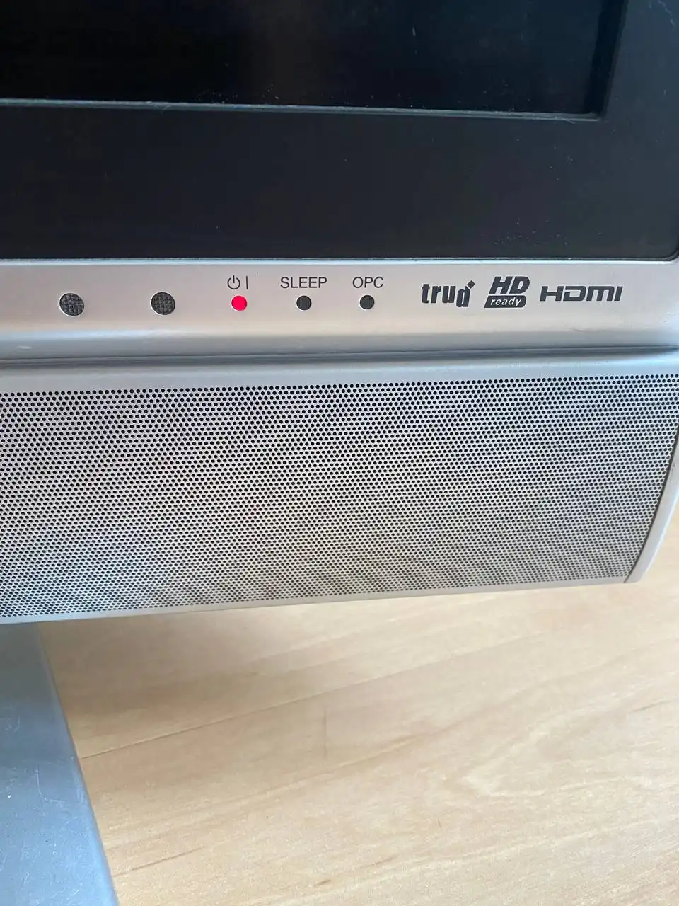 Телевизор SHARP Aquos 37 дюймов - Телевизоры (Электроника) в Владивосток