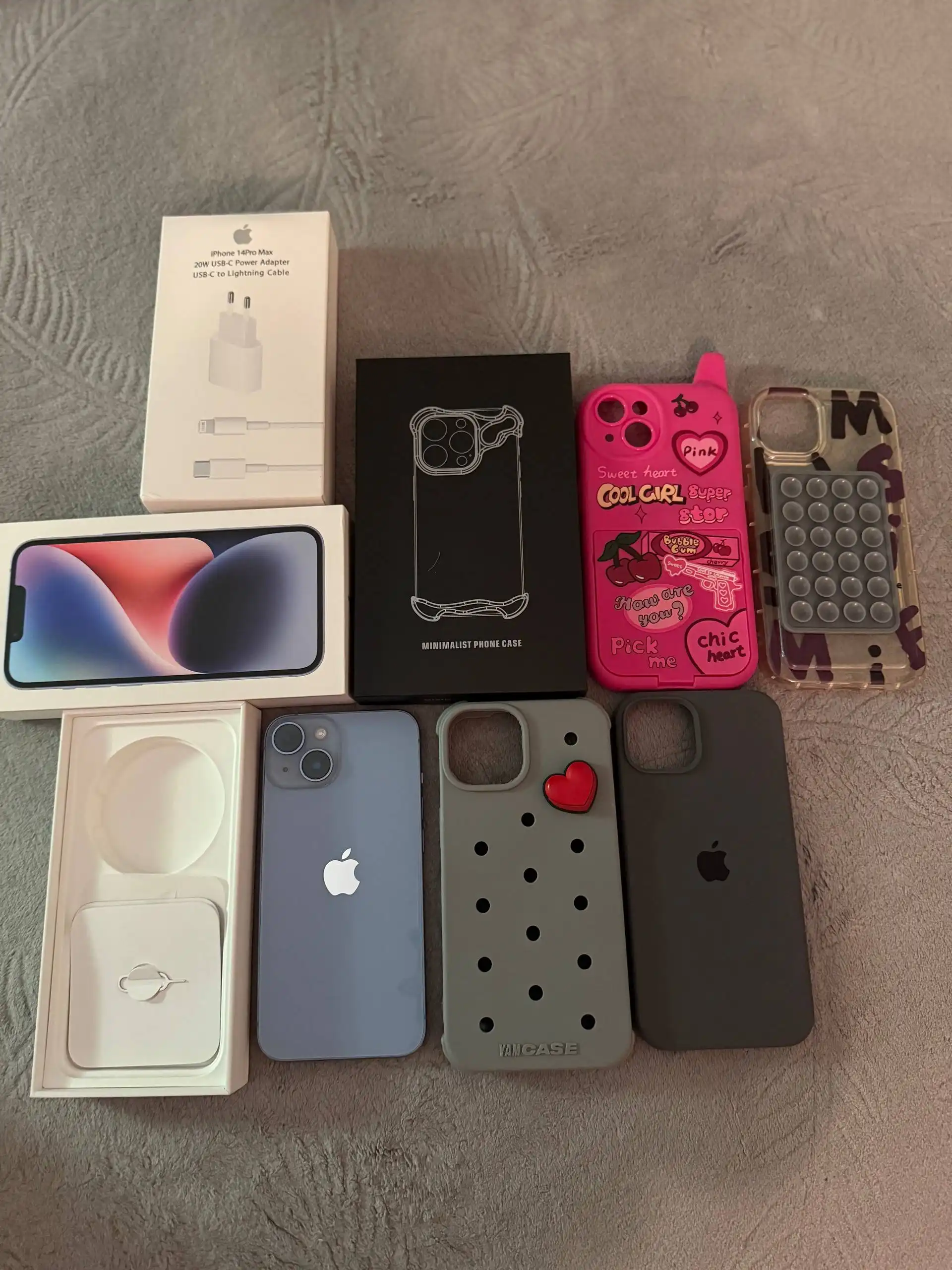 Продам iPhone 14/128 и шубу из эко меха - Барахолка в Артём