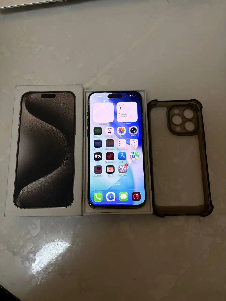 Продам IPhone 15 pro max 256 GB в идеальном состоянии - Смартфоны (Электроника) в Владивосток