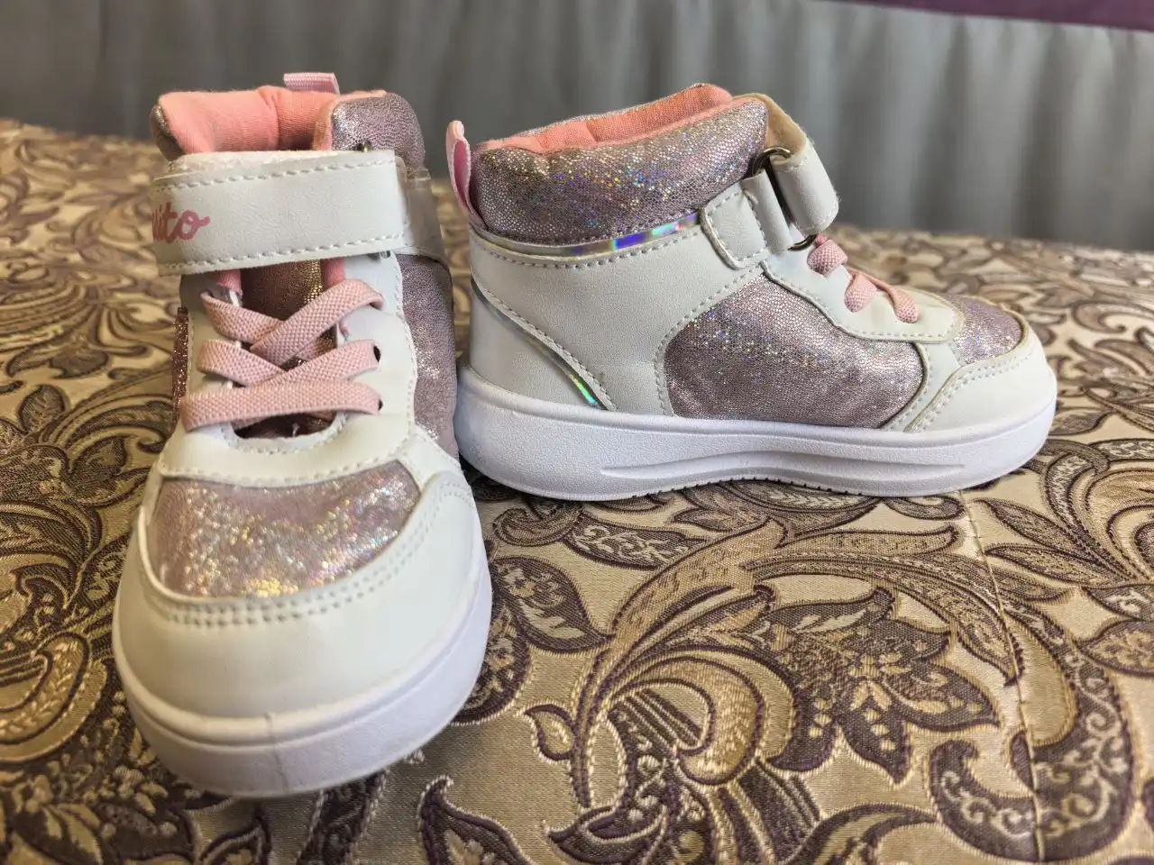 Детские кроссовки Pasito размер 24 - Обувь (Товары для детей) в Владивосток